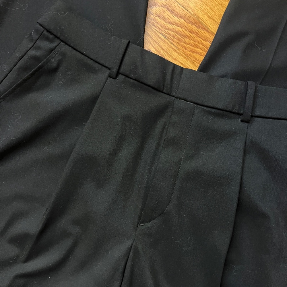 Uniqlo Smart Wide Pants - Picture 3 of 9